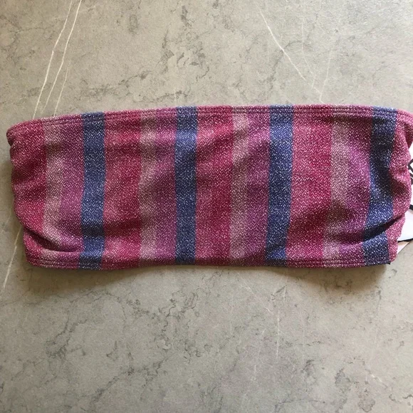 Beach Riot Kelsey Bandeau Bikini Top - Picture 4 of 4